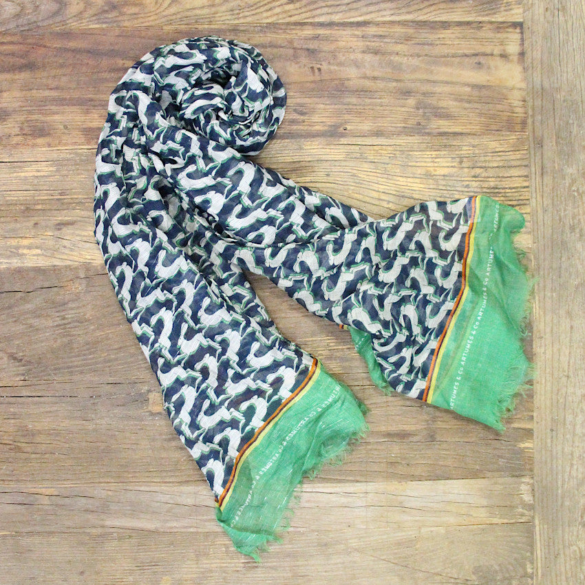 Echarpe Tourdesoi Safari Bestiaire Mirage Lièvres gris-vert - navy