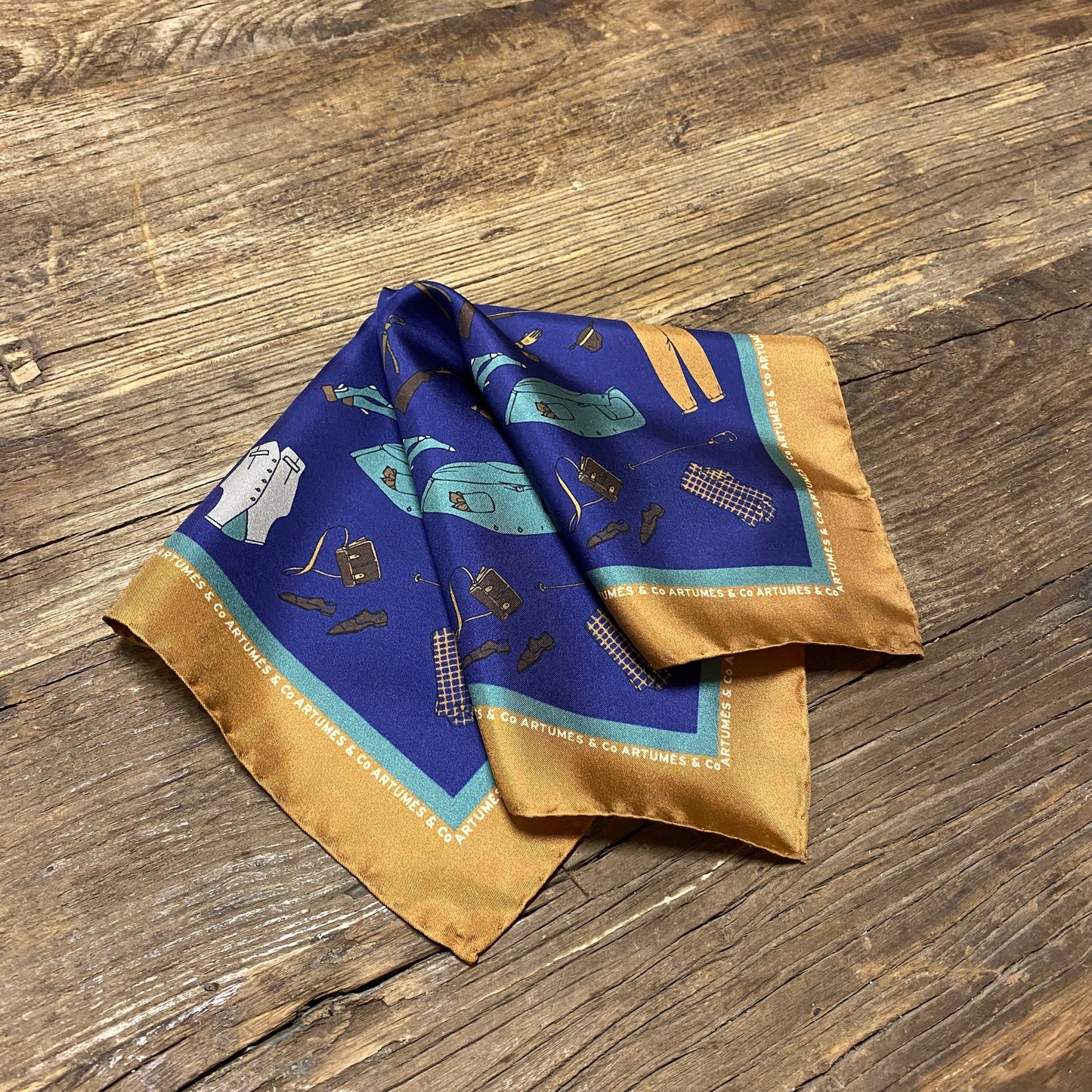 Pochette Soidatour madder imprimé Panoplie Chasseur - Bleu Bretagne