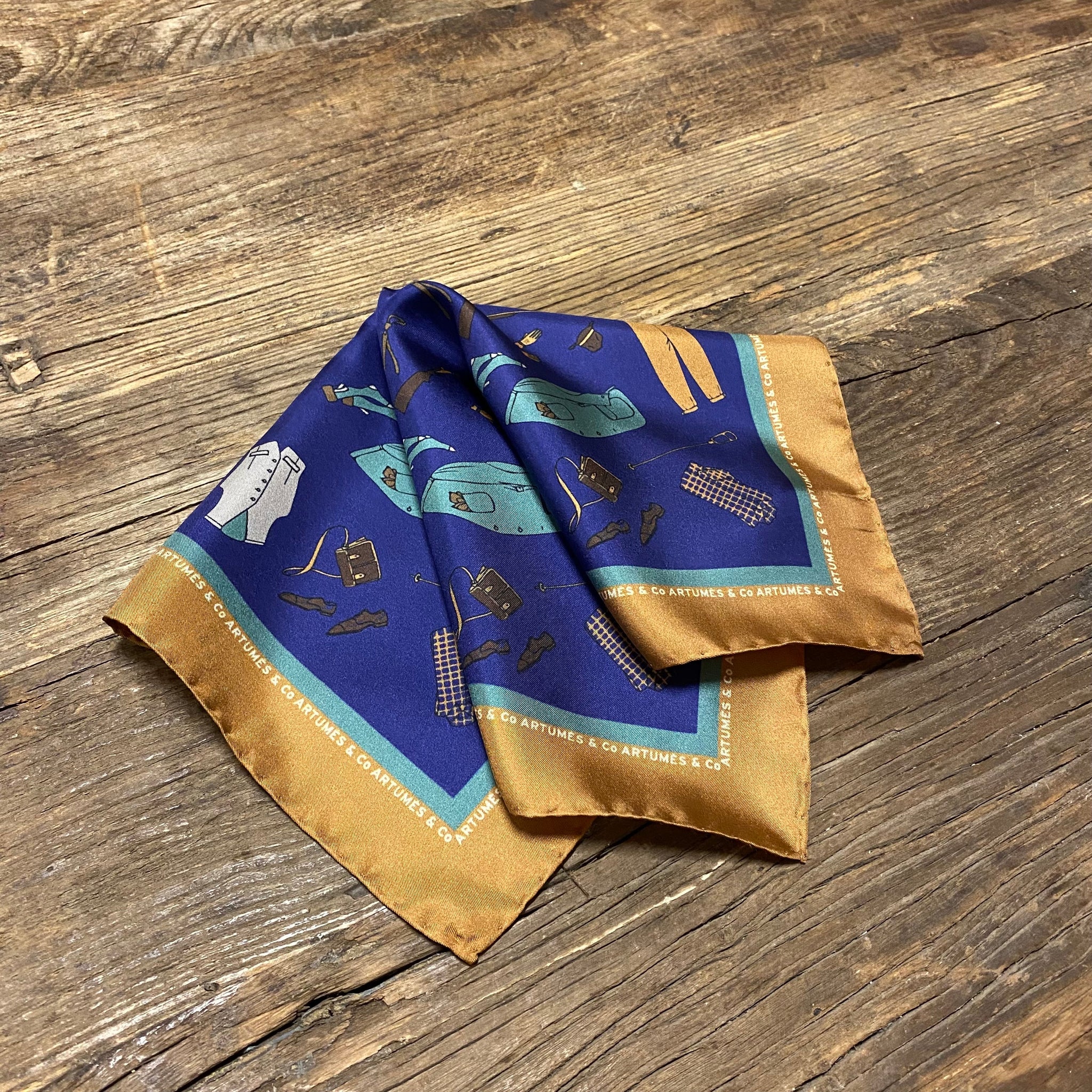 Pochette Soidatour madder imprimé Panoplie Chasseur - Bleu Bretagne